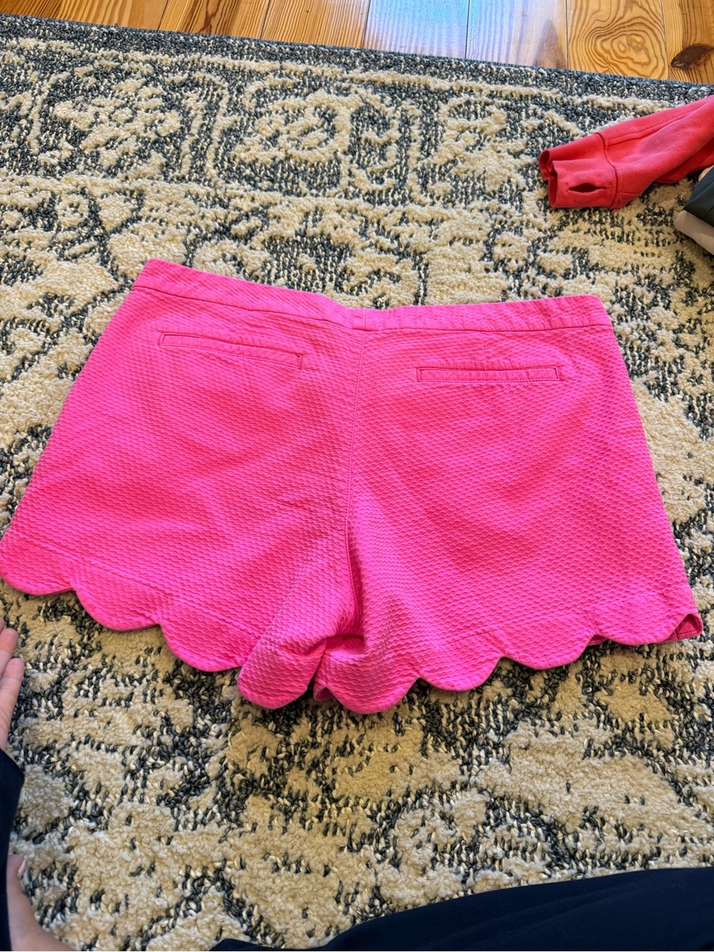 Lilly Pulitzer Hot Pink Scallop Hem Shorts - Picture 2 of 6